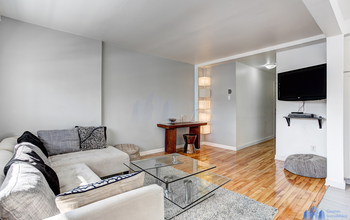 4 1/2 for rent Laval des rapides all inclusive 108 Gestion